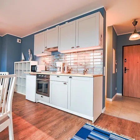 Citystay Powstancow Warszawskich Studio Apartment *